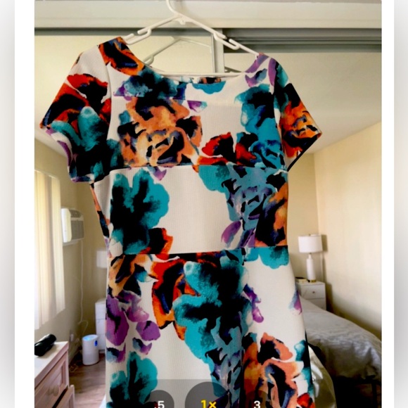 Ivanka Trump Mid-length Dress - Picture 3 of 4